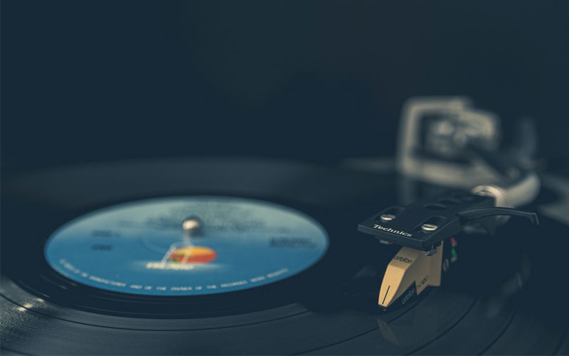 How long do vinyl records last?